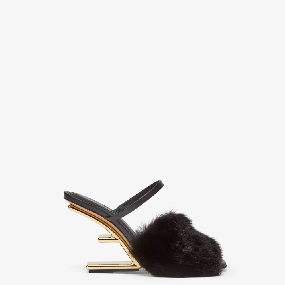 Fendi Pantoletten Und Sandalen<High Heel Sandale Aus Nerz In Schwarz