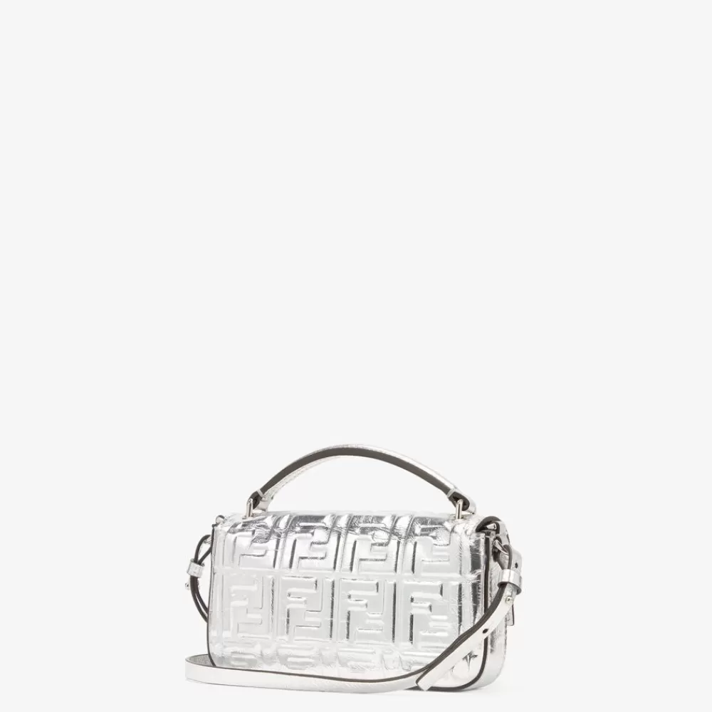 Fendi Mini-Taschen<Pochette Aus Leder In Silberfarben Mit Craquele-Optik