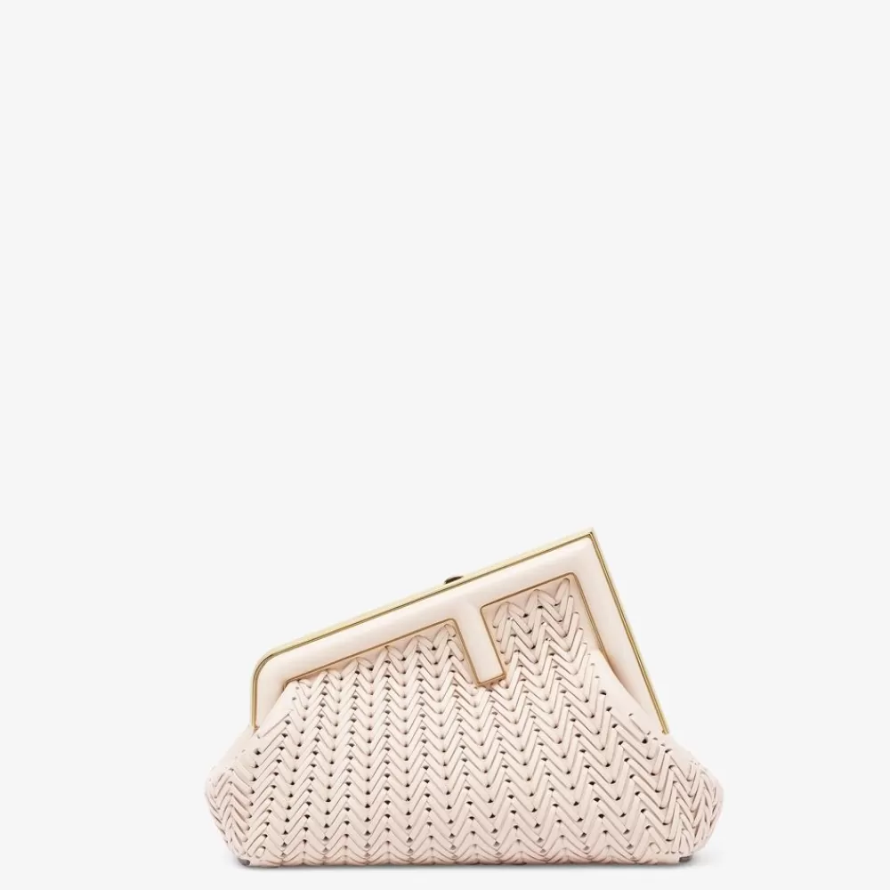 Fendi Clutches & Pochetten<Tasche Aus Geflochtenem Leder In Kamelienweis