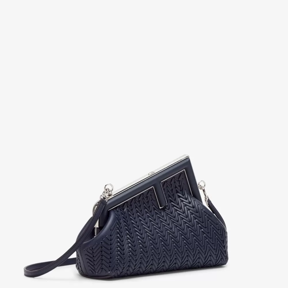 Fendi Clutches & Pochetten<Tasche Aus Geflochtenem Leder In Nachtblau